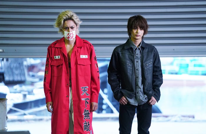 間宮祥太朗、神尾楓珠/「ナンバMG5」第6話より(C)フジテレビ