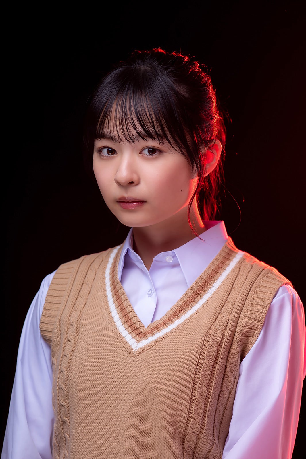 莉子（C）「教祖のムスメ」製作委員会・MBS