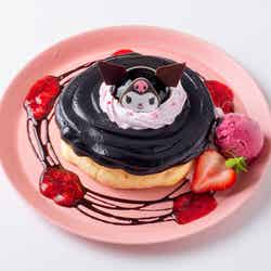 クロミちゃんのマジカルパンケーキ1,560円／画像提供：ソルト・コンソーシアム