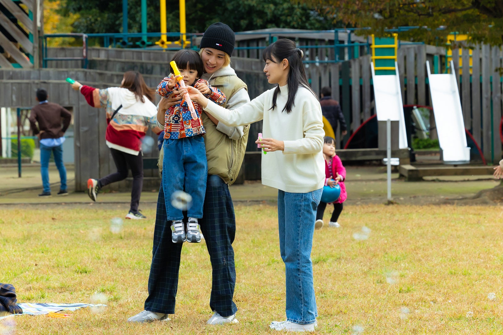 木戸大聖、菅野美穂「ゆりあ先生の赤い糸」第6話より（C）テレビ朝日