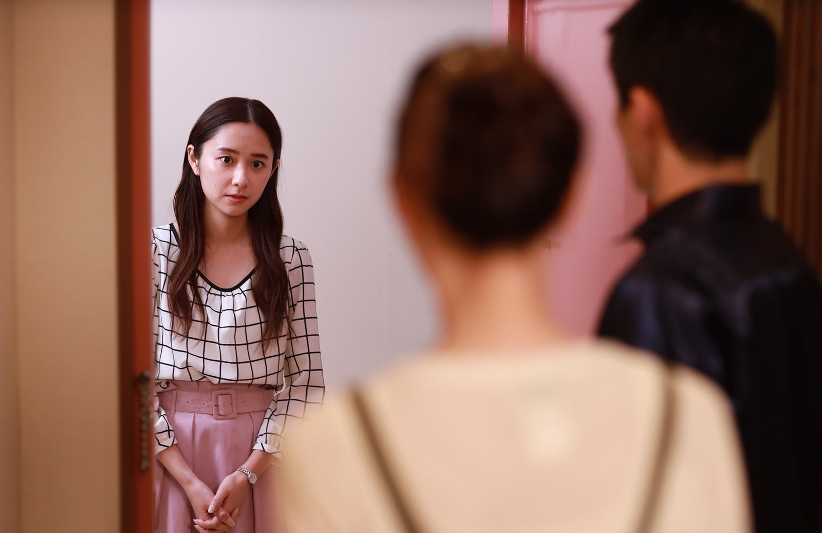 堀田真由／「言霊荘」第3話より（C）テレビ朝日