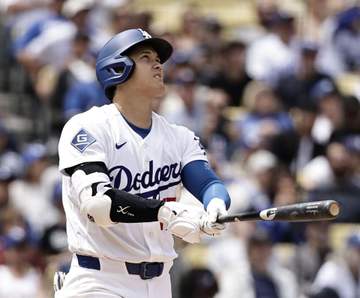 大谷翔平 2試合連続先頭弾 サイ・ヤング賞2度デグロム粉砕 自己最速15戦目で5号！46戦連続出塁