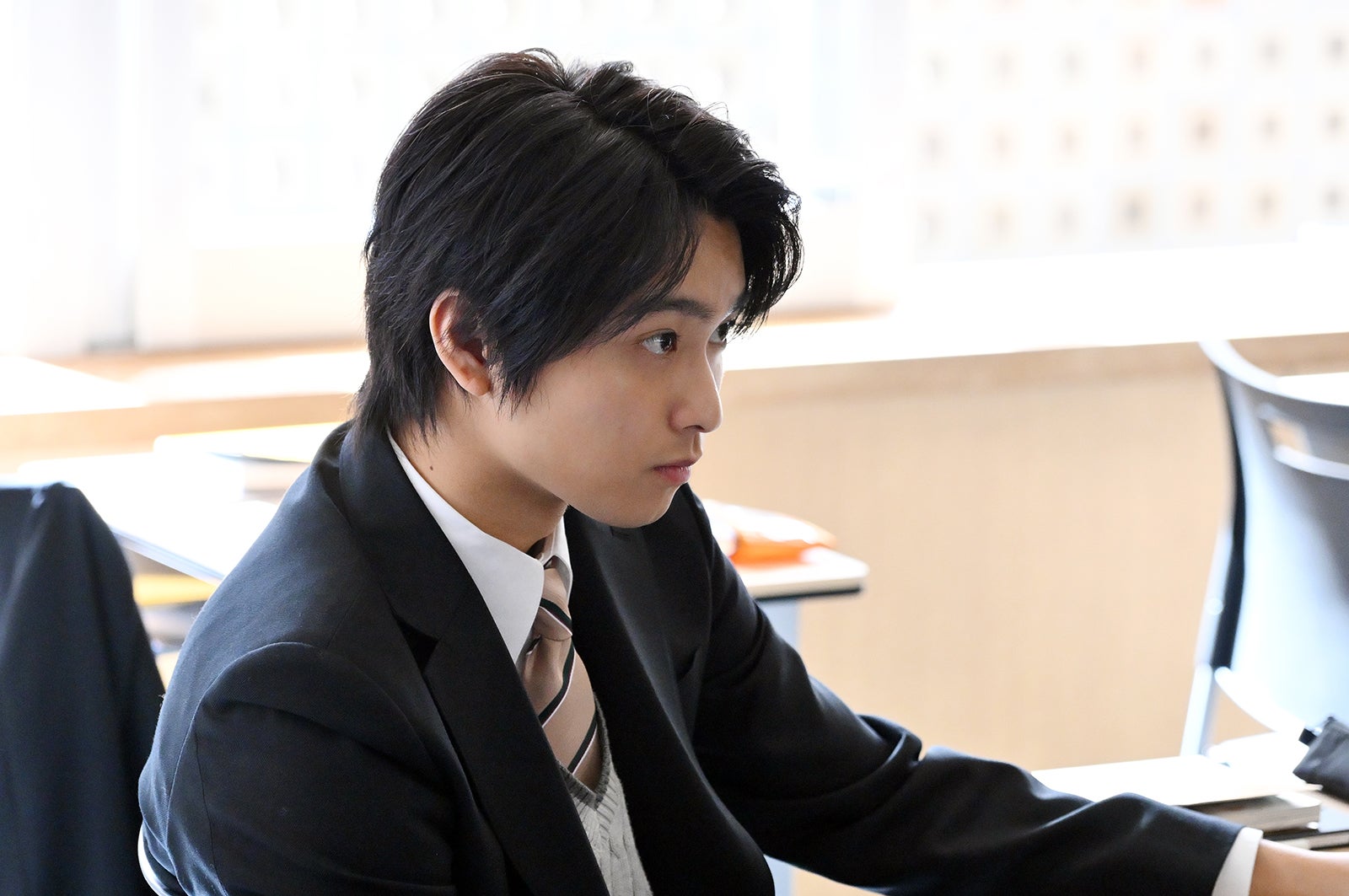 奥平大兼「御上先生」第1話（C）TBS