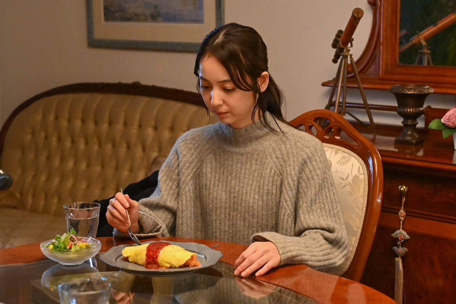 【地獄の果てまで連れていく 第6話】紗智子、麗奈不在中に誠と距離縮める