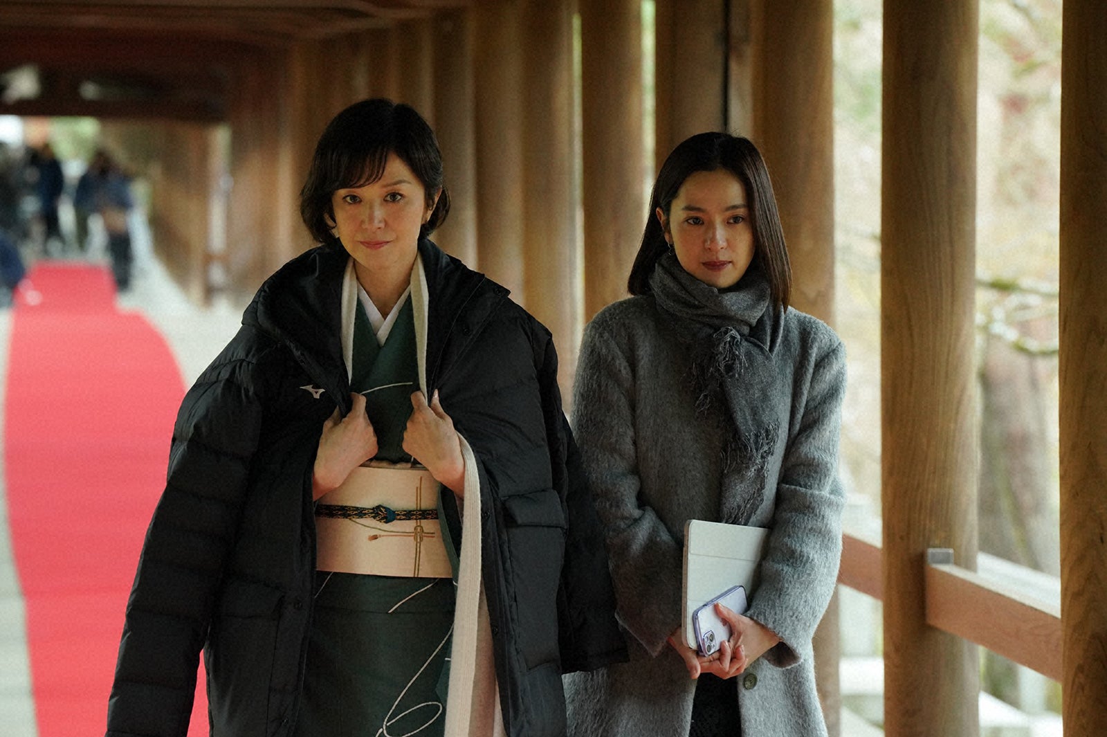 鈴木京香、中村アン「グランメゾン東京」（C）TBS