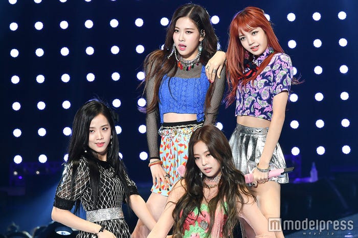 「第25回 東京ガールズコレクション2017 AUTUMN/WINTER」に出演したBLACKPINK(C)モデルプレス