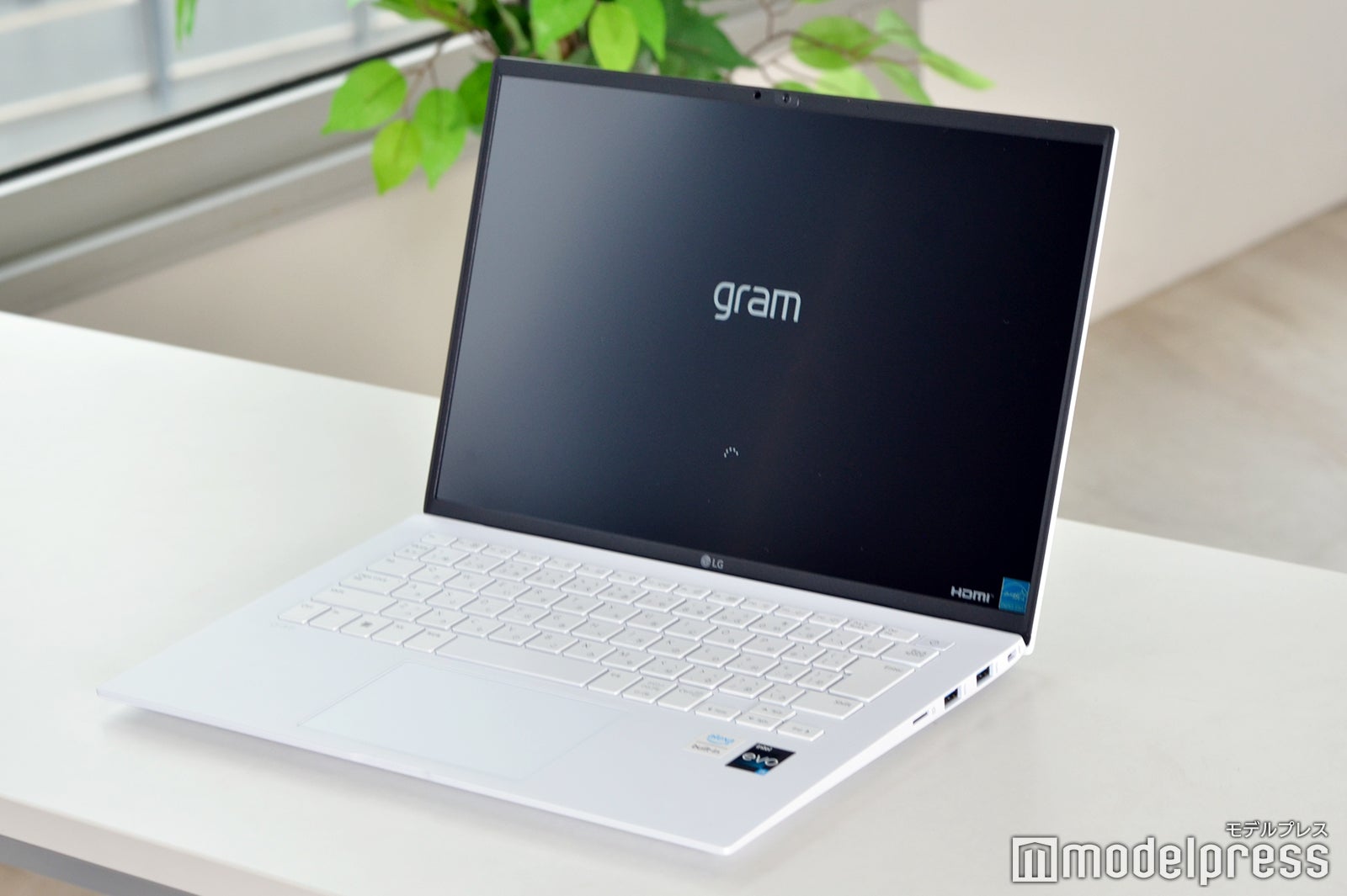 LG gram（C）モデルプレス