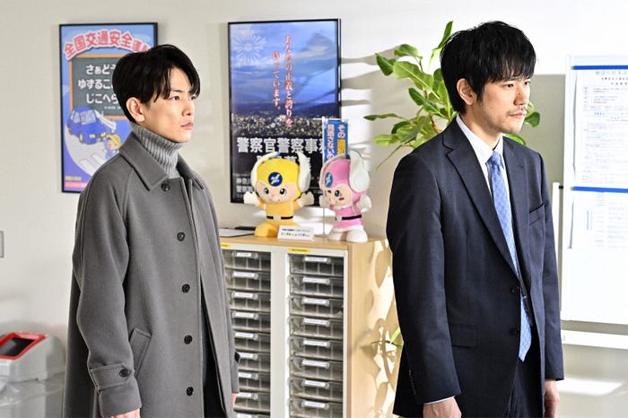 佐藤健、松山ケンイチ/ 「100万回 言えばよかった」第7話より(C)TBS