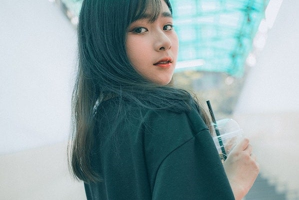 魅力的すぎる 性格美人 の特徴5つ モデルプレス