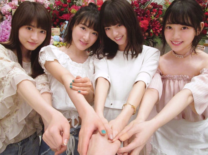 若月佑美、生駒里奈、齋藤飛鳥、堀未央奈(提供写真)