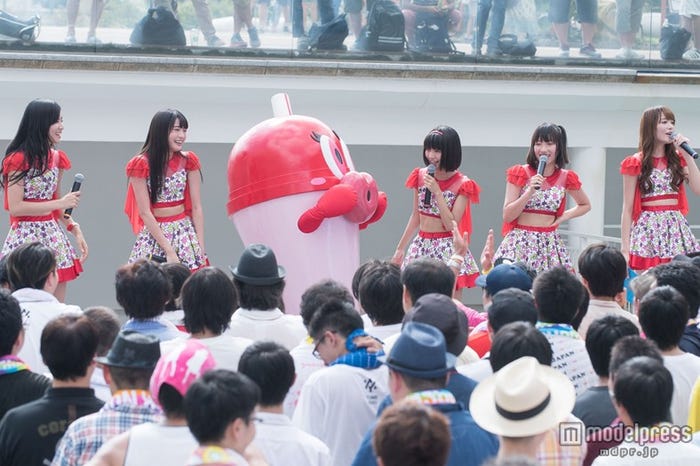 夢みるアドレセンス(撮影:稲垣謙一)