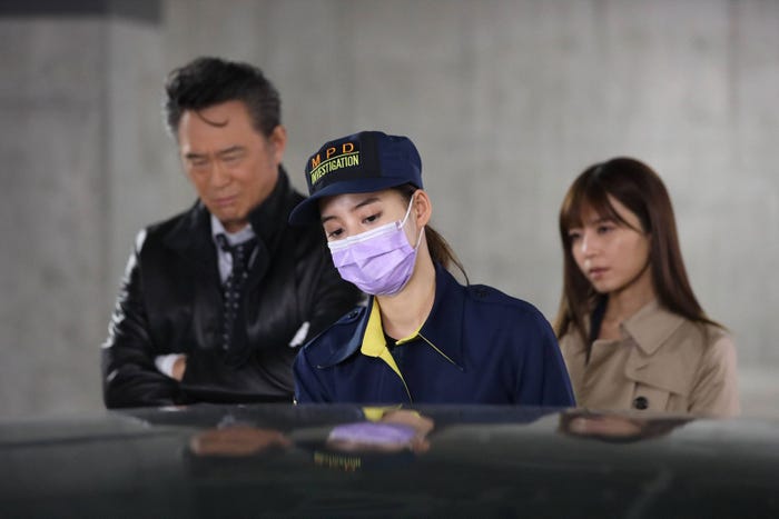 船越英一郎・新木優子・宇野実彩子/「トレース~科捜研の男~」第7話より(C)フジテレビ