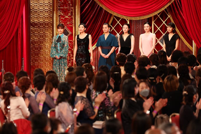 有村架純、安藤サクラ、尾野真千子、清野菜名、永野芽郁、松本穂香/写真提供:東京写真記者協会