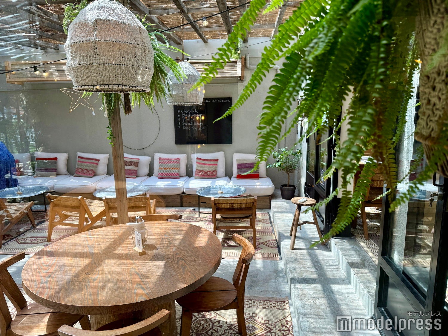 COMPTOIR 102（C）モデルプレス