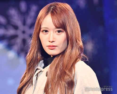 伊藤桃々、色白美脚が眩しい ミニスカ冬コーデ<TGC teen 2021 Winter>