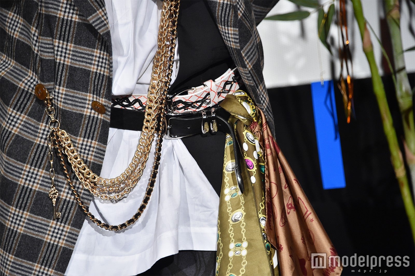 中川大志の海賊風衣装 （C）モデルプレス