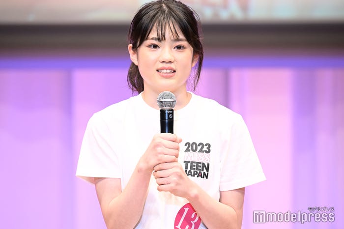 港川真由さん「2023ミス・ティーン・ジャパン」の様子 (C)モデルプレス