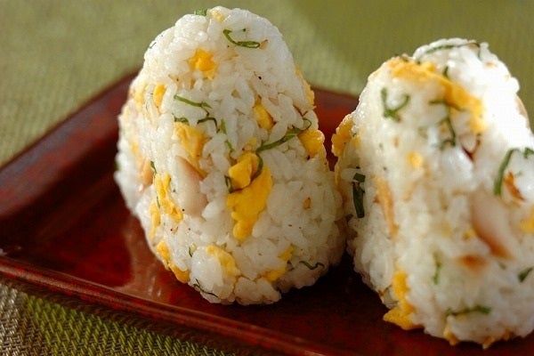 アジの混ぜ込みおにぎり