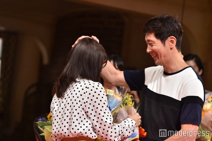 有村架純、佐々木蔵之介(C)モデルプレス