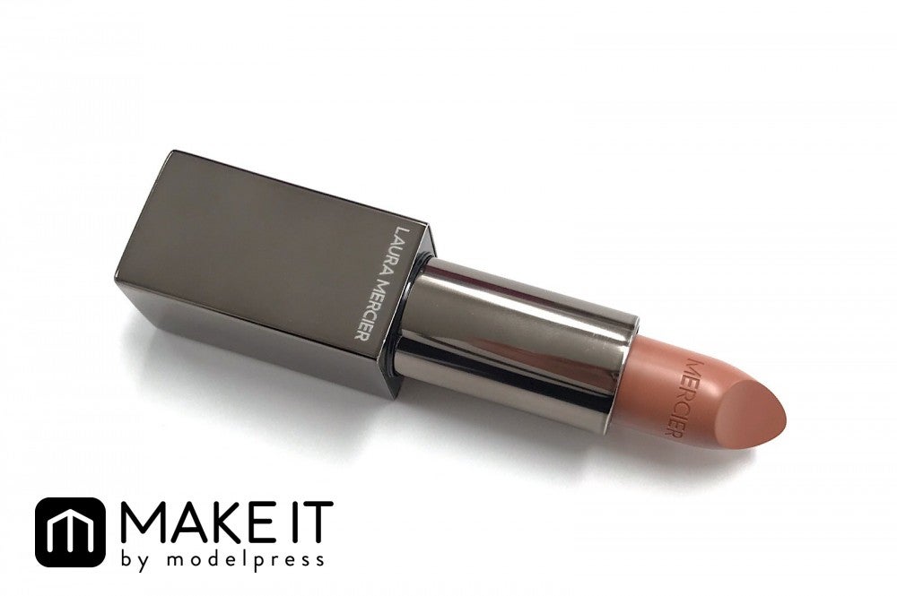 LAURA MERCIER／ルージュ エッセンシャル シルキー クリーム リップスティック／04／3,600円（税抜） (C)メイクイット