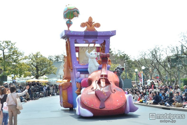 楽器のフロート／ハピネス・イズ・ヒア