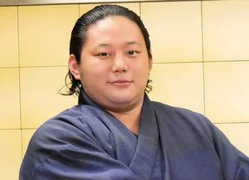 女子プロレス“令和の極悪女王”刀羅ナツコが大相撲初観戦、右膝重傷から復帰した元十両の三田に感銘「力士の誇り感じた」