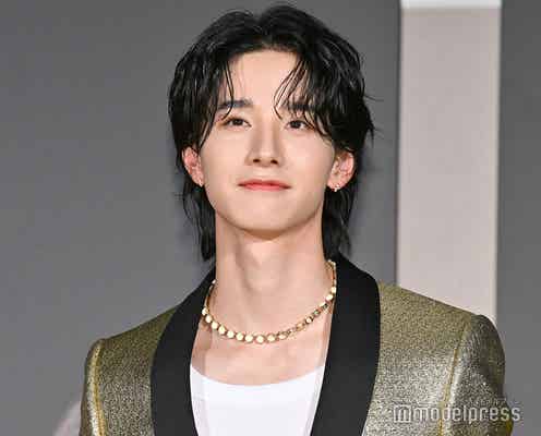 JO1佐藤景瑚、舞台挨拶中に突然タンクトップ姿で肉体美披露 独特回答で周囲困惑【サンダーボルツ*】
