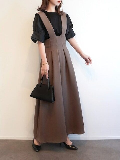 秋コーデ　ブラウン