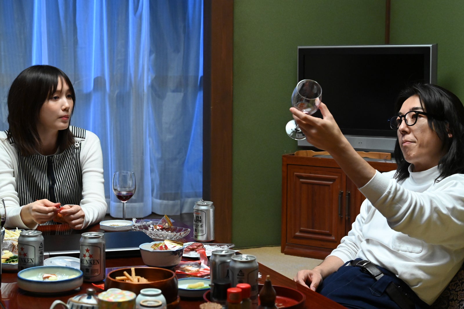 本田翼、高橋一生「6秒間の軌跡～花火師・望月星太郎の2番目の憂鬱」第7話より（C）テレビ朝日