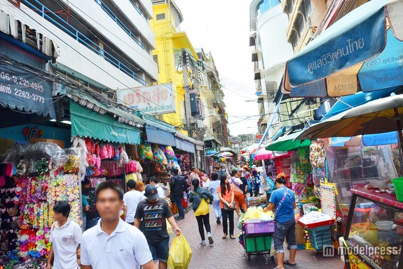 平和な日常が戻ったというバンコク市内の風景