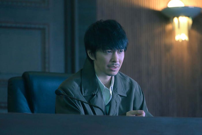 長谷川博己「アンチヒーロー」第7話より(C)TBS