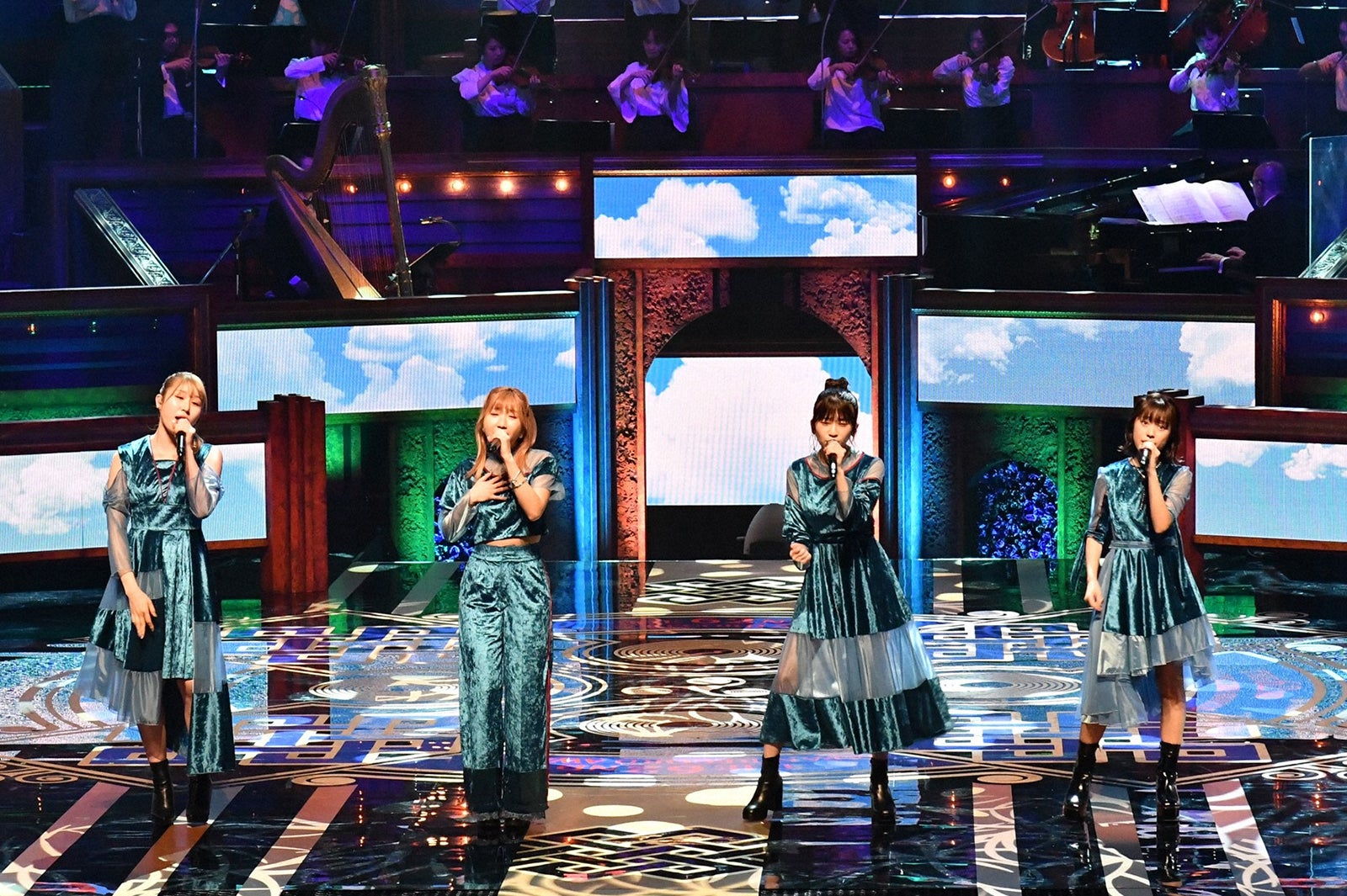 Little Glee Monster（C）TBS