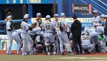 阪神 WBCから帰国した坂本、佐藤輝、森下が即スタメン出場 WBC組で最速合流＆出場