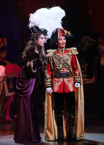 雪組・瀬央ゆりあ主演「DayDream Dali」開幕 宝塚的シュルレアリスムな意欲作