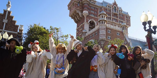 Twice ディズニーシー満喫ショットに かわいすぎる と反響殺到 モデルプレス Twice ディズニーシー満喫ショットに かわいすぎる と反響殺到 モデルプレス