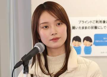 カンテレの人気女子アナ「おでこを噛まれました」天敵の攻撃で大きく腫れた写真を投稿 「TV出なあかんのにw」「顔はまずい…」
