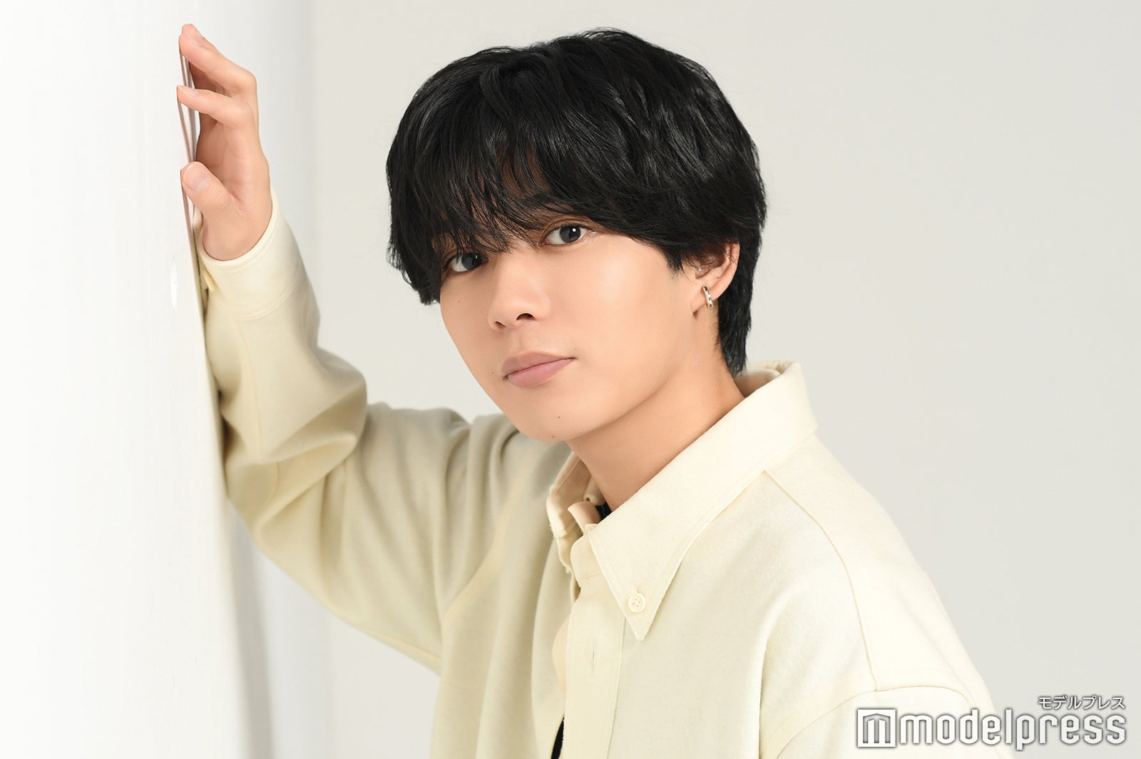 長尾謙杜（C）モデルプレス