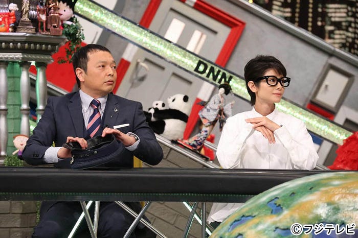 礼二、真木よう子/画像提供:フジテレビ