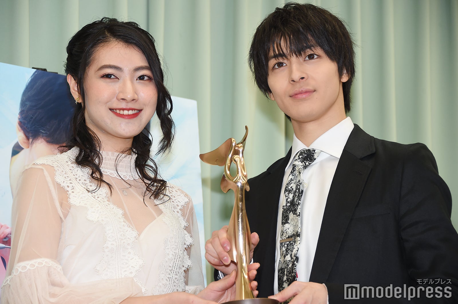 安田聖愛、高杉真宙（C）モデルプレス