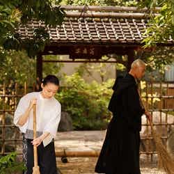 栗山千明/雲水星覚「身体と心が美しくなる禅の作法」(2012年2月17日発売)より