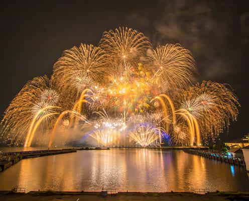 夏の夜空と日本一の湖を美しく彩る!琵琶湖を臨む花火大会3選