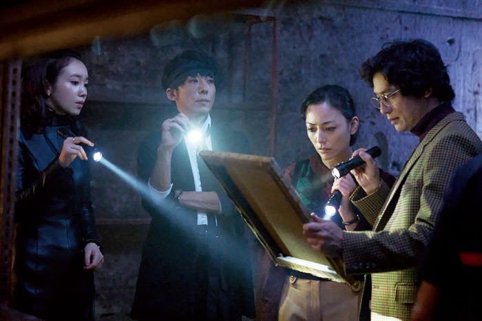 飯豊まりえ、高橋一生、美波、安藤政信(C)2023「岸辺露伴ルーヴルへ行く」製作委員会