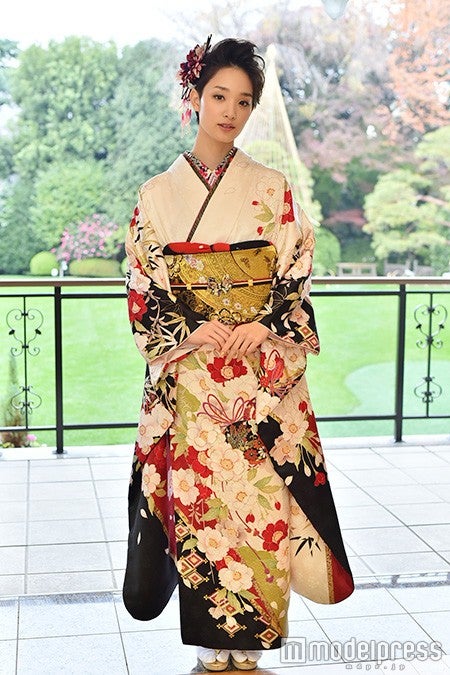 剛力彩芽（C）モデルプレス