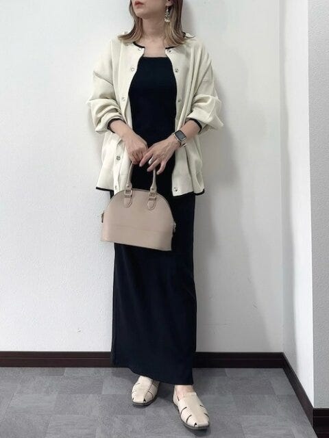 カーディガン　コーデ　秋