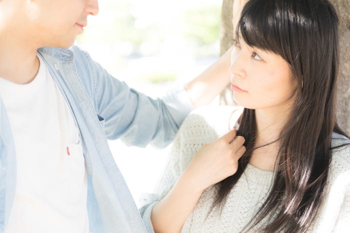 付き合うならやっぱり欠かせない!一途な男性を見極めるポイント5つ/photo by ぱくたそ