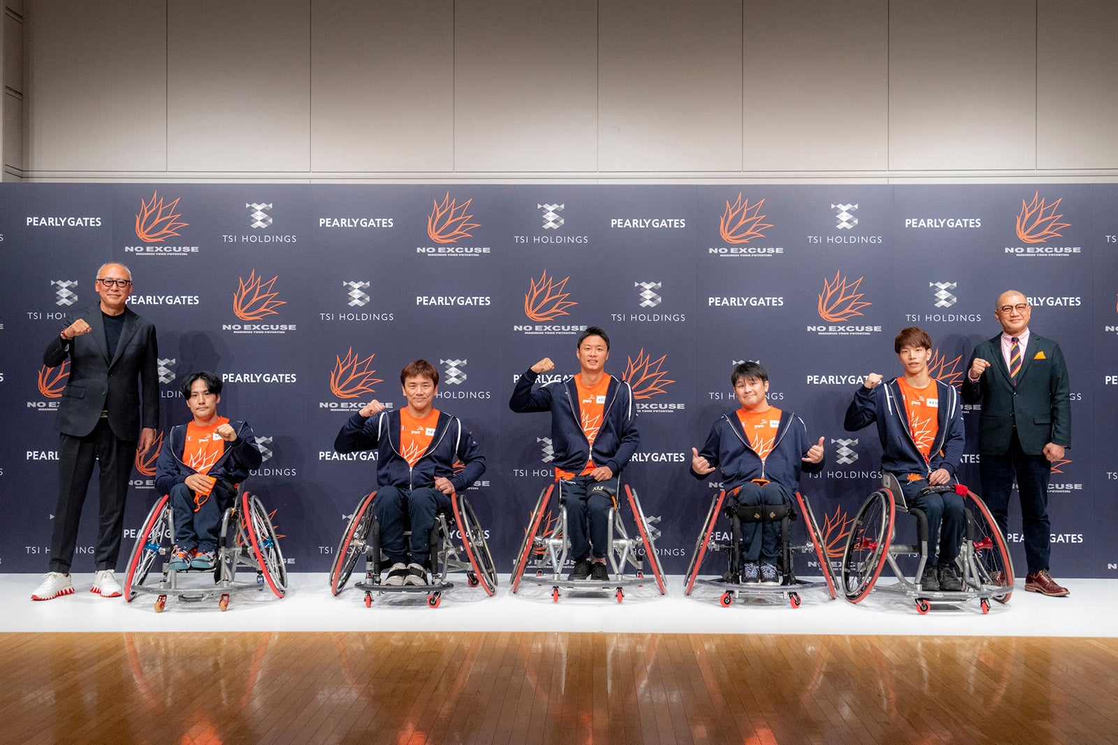 （左から）仙座学氏、仙座北斗選手、森紀之選手、森谷幸生選手、大嶋義昭選手、高橋智哉選手、下地毅氏 （提供写真）