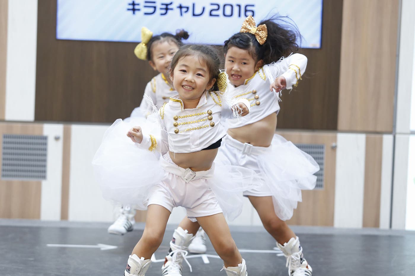 ダンス部門(画像提供:avex)