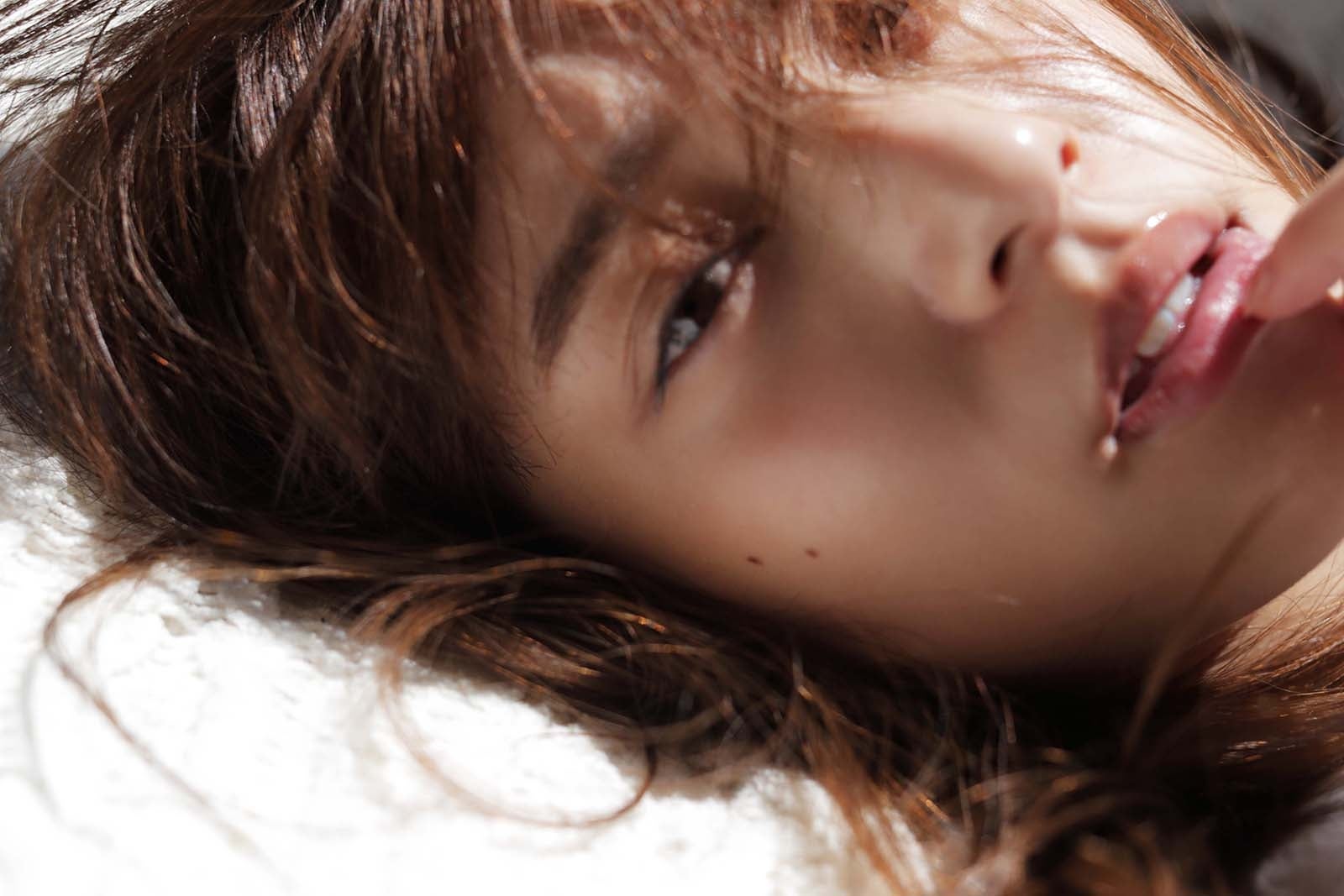 都丸紗也華：撮影／曽根将樹（PEACE MONKEY）