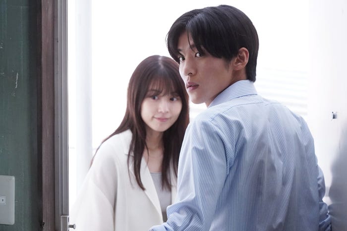 有村架純、目黒蓮「海のはじまり」第11話より(C)フジテレビ