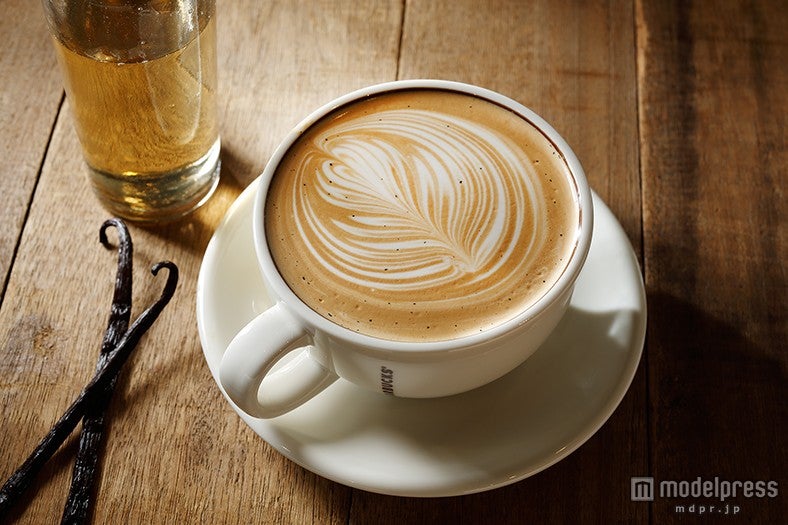 「ホームメイド バニラ ラテ」￥650／画像提供：スターバックスコーヒージャパン